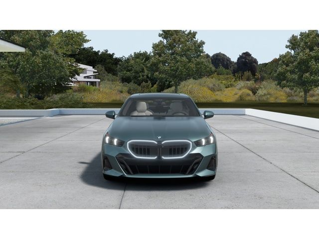 Thumbnail: 2026 BMW 5 Series - 3