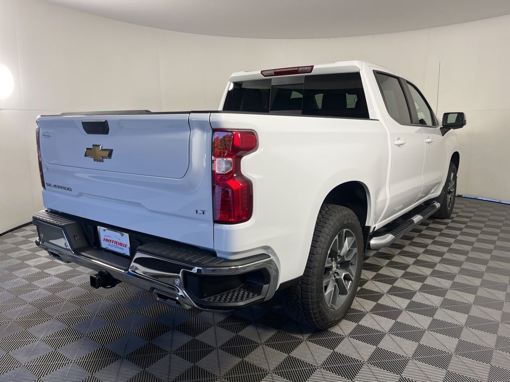 Thumbnail: 2025 Chevrolet Silverado 1500 - 5