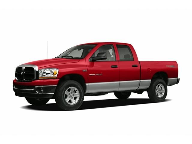 2006 Dodge RAM 1500  Camioneta Todo terreno 5 velocidades Automática