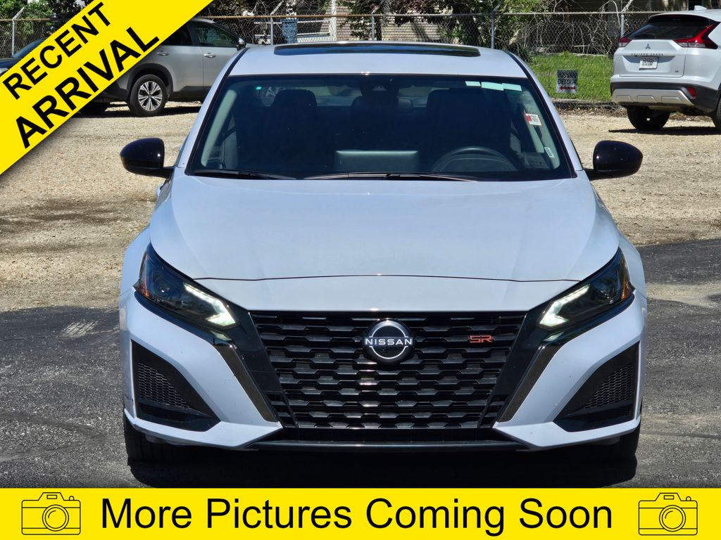 Certified 2025 Nissan Altima SR with VIN 1N4BL4CW7SN358246 for sale in Kansas City