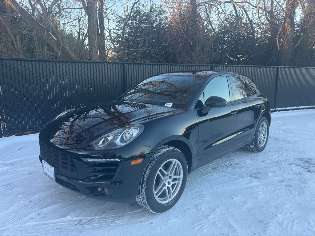 2018 Porsche Macan  -
                West Long Branch, NJ