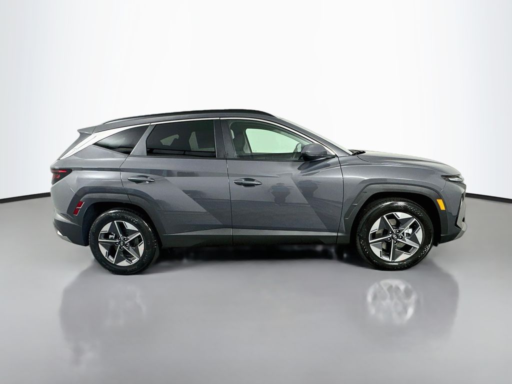 Thumbnail: 2026 Hyundai Tucson - 4