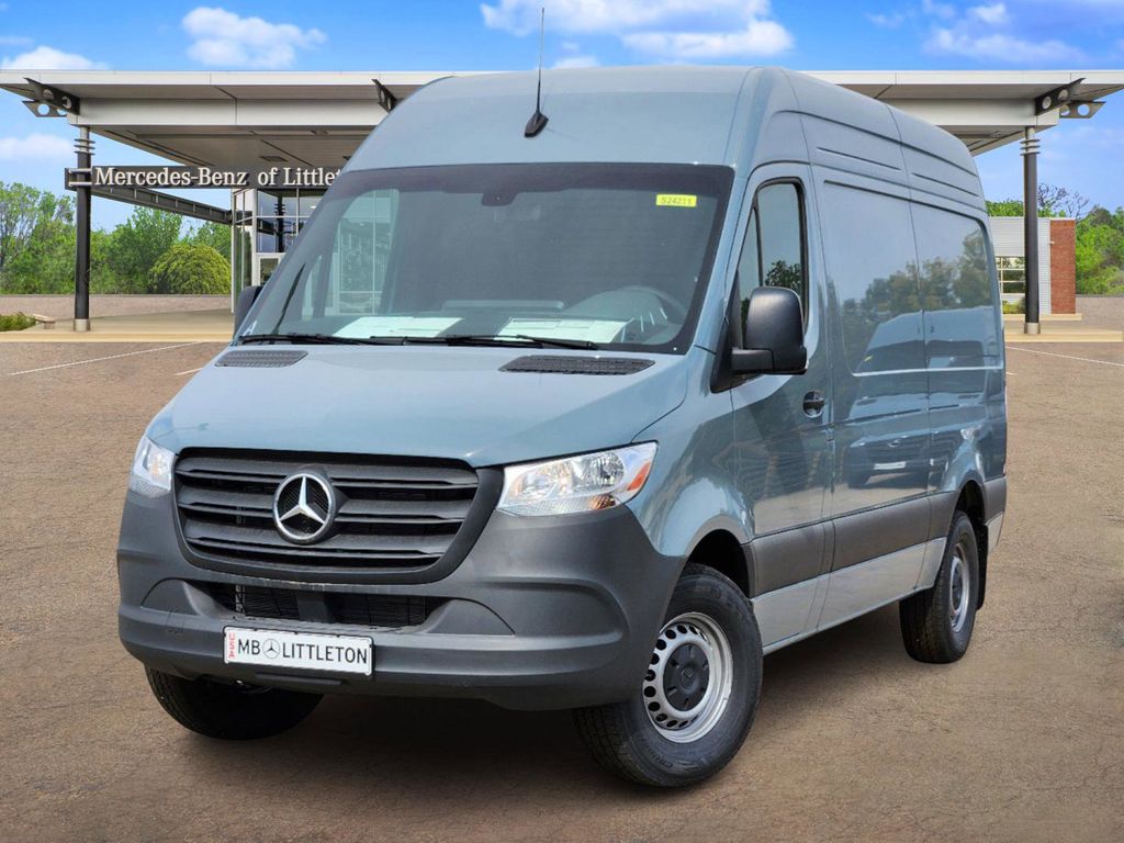 2024 Mercedes-Benz Sprinter 2500 Cargo 144 WB 1