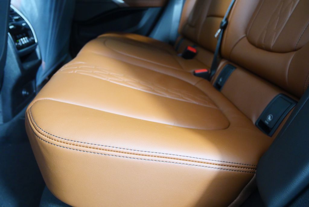 Thumbnail: 2026 BMW X6 - 15