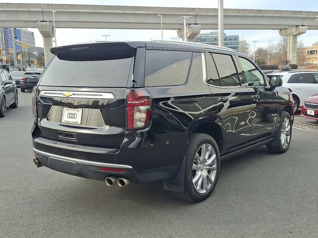 Thumbnail: 2022 Chevrolet Tahoe - 4