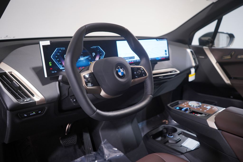 2026 BMW iX  6