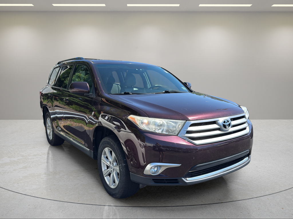 2012 Toyota Highlander SE Red at Luther Ford