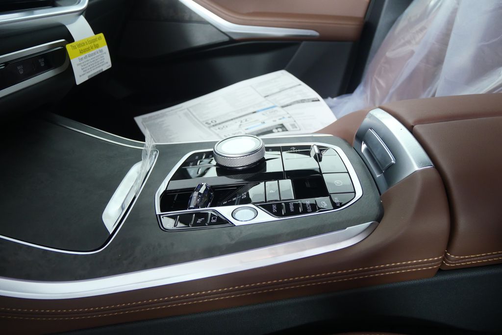 Thumbnail: 2026 BMW X5 - 22