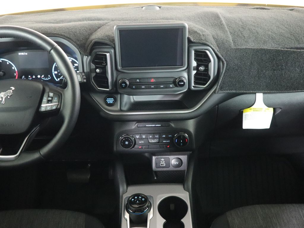 Thumbnail: 2023 Ford Bronco Sport - 14