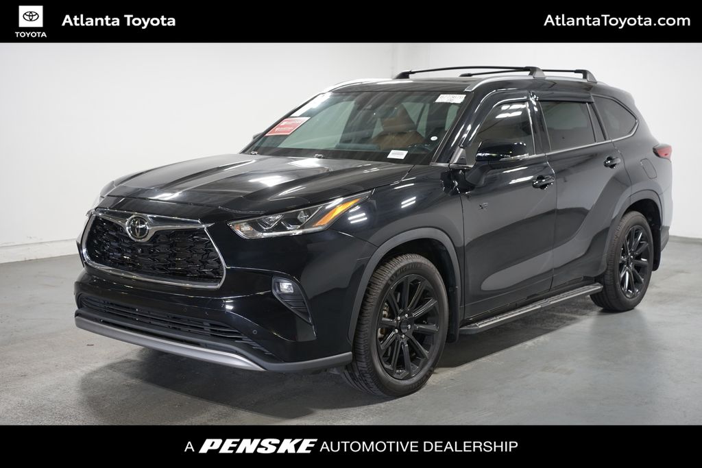 Thumbnail: 2022 Toyota Highlander - 1