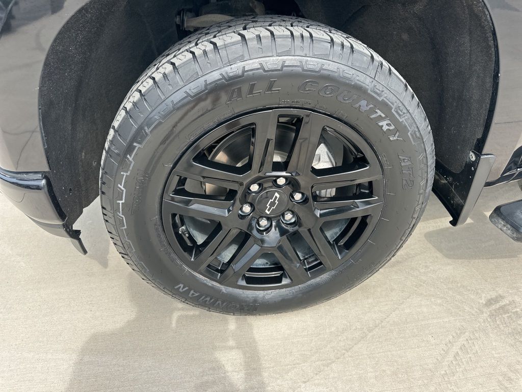 2021 Black Chevrolet Silverado 1500 Custom RWD Truck