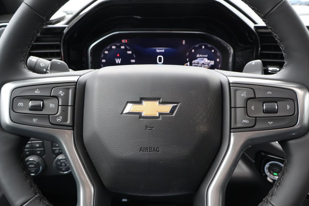 2025 Chevrolet Silverado 1500 LTZ 23