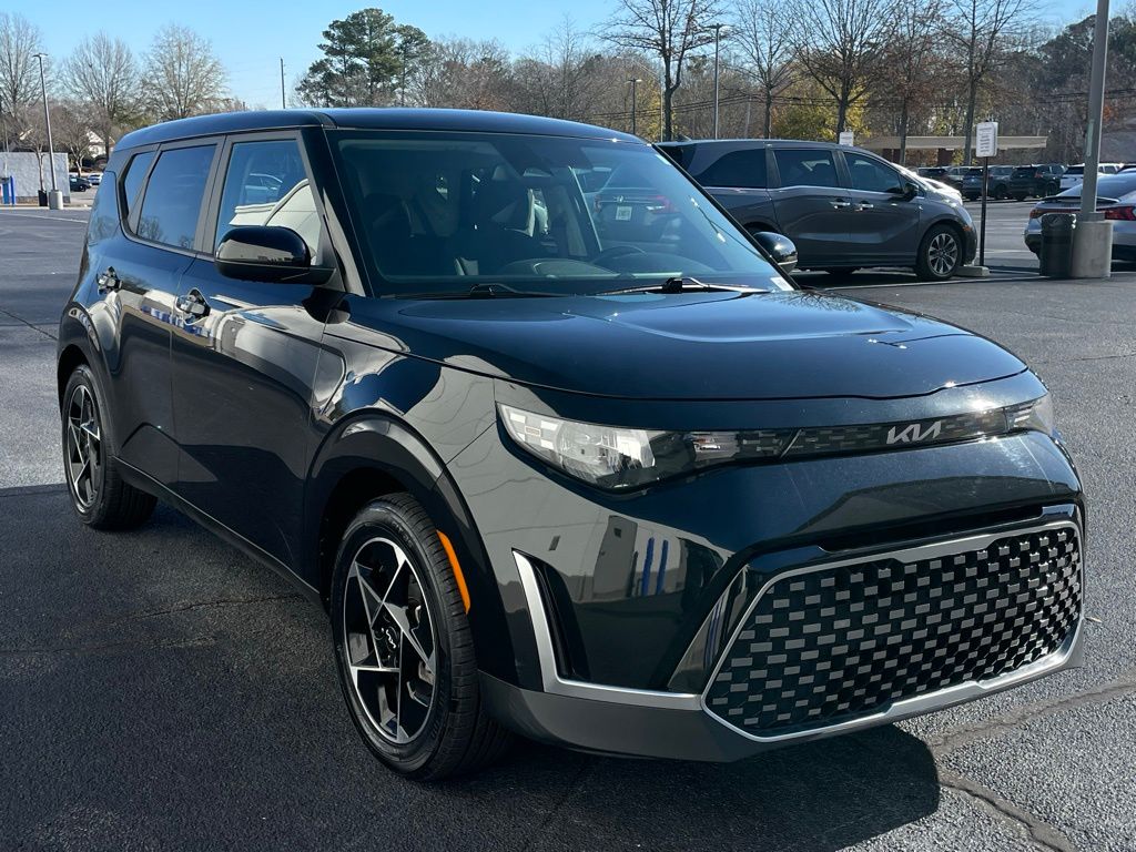 Thumbnail: 2023 Kia Soul - 8