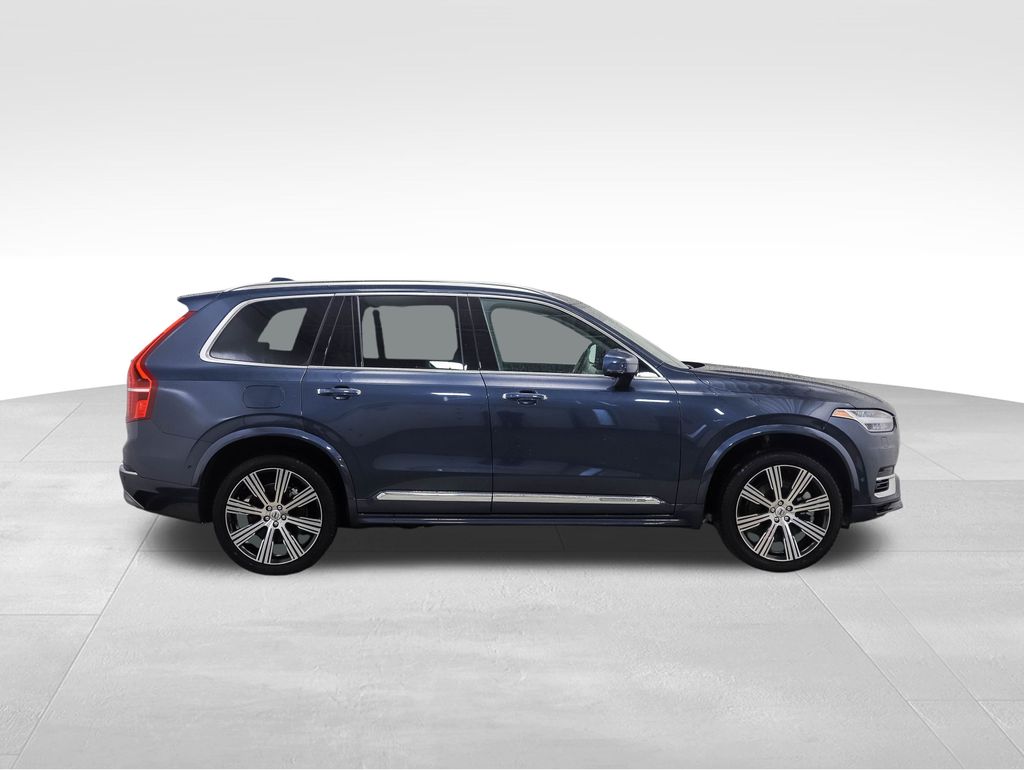 2022 Volvo XC90 T8 Inscription 6