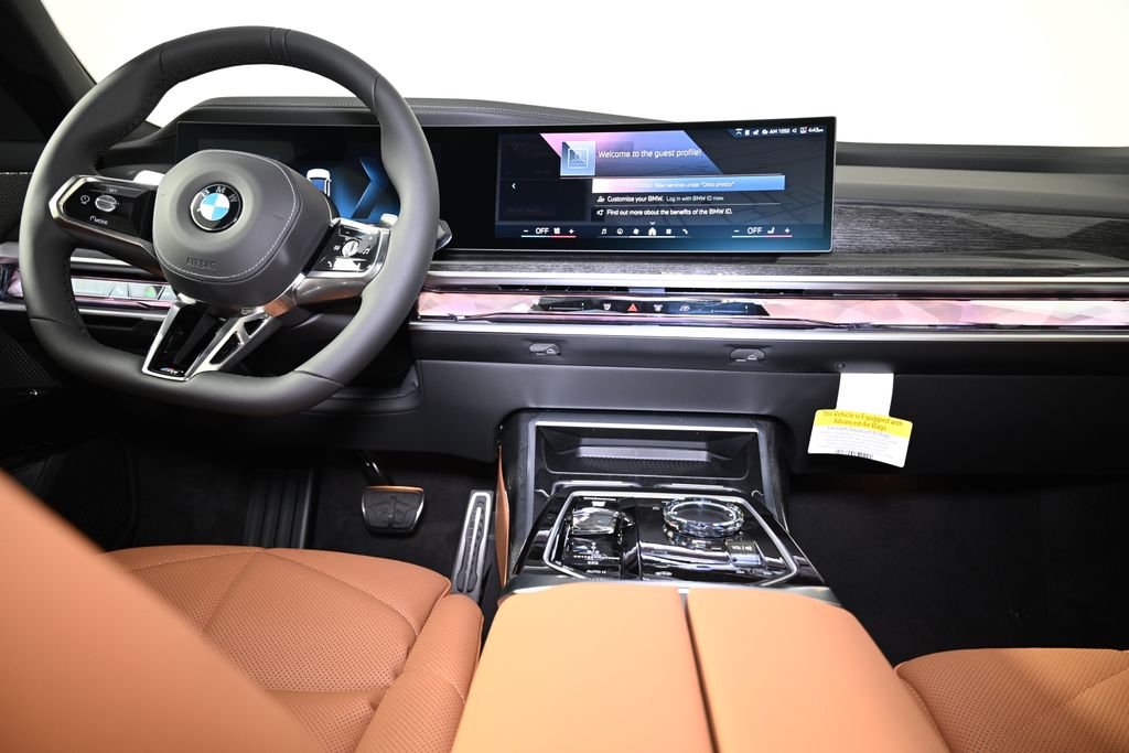 Thumbnail: 2026 BMW 7 Series - 16