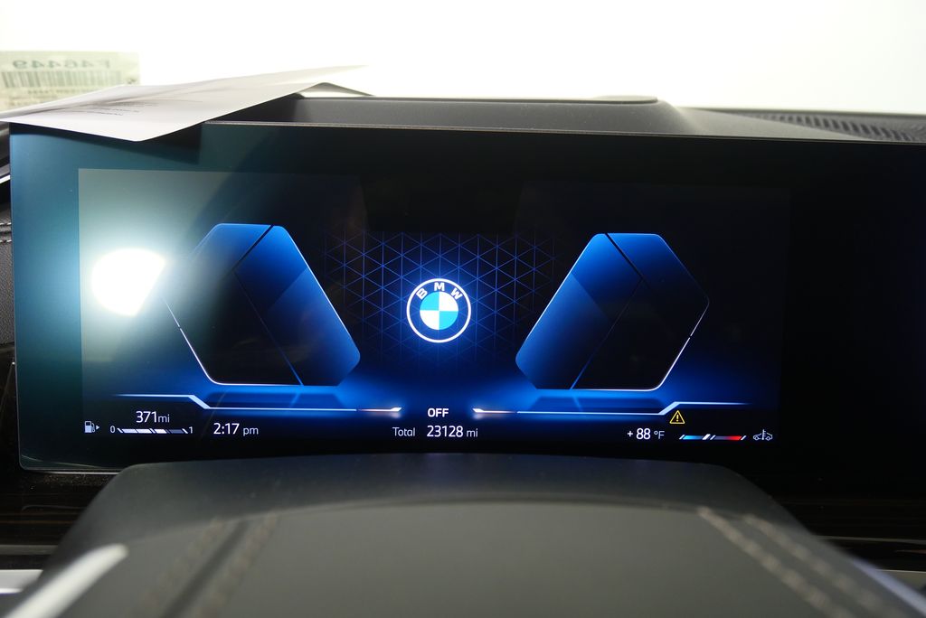 Thumbnail: 2025 BMW X5 - 21