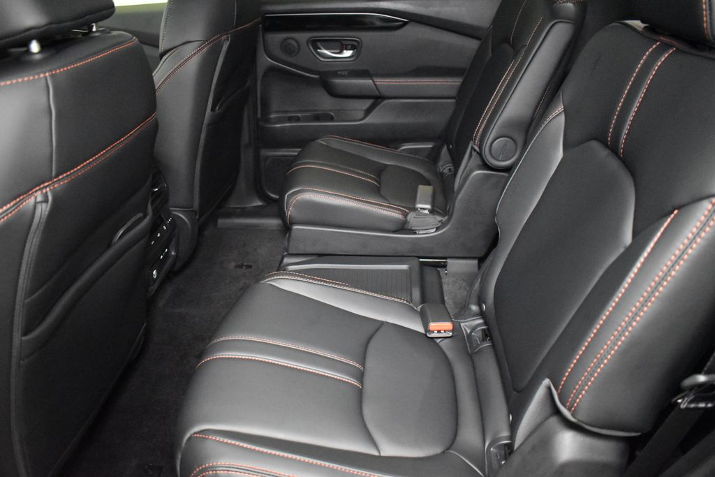 Thumbnail: 2025 Honda Pilot - 22