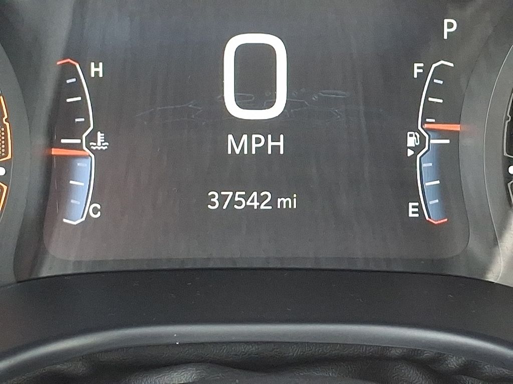 2025 Jeep Compass Limited White at South Hills CDJR