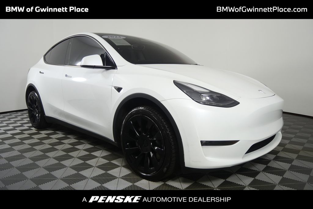 Thumbnail: 2023 Tesla Model Y - 1