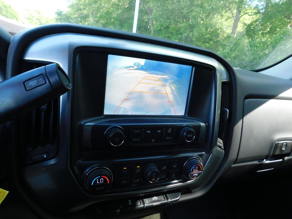Thumbnail: 2017 Chevrolet Silverado 1500 - 10