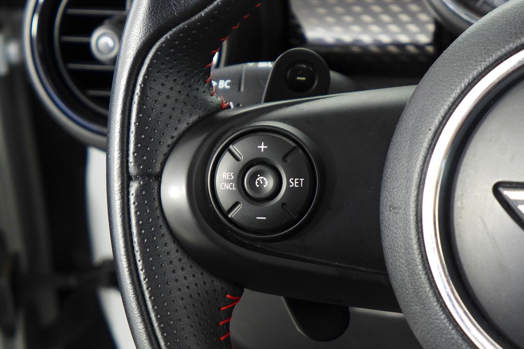 Thumbnail: 2019 MINI Cooper - 30