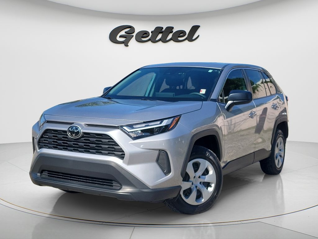 2025 Toyota RAV4 LE