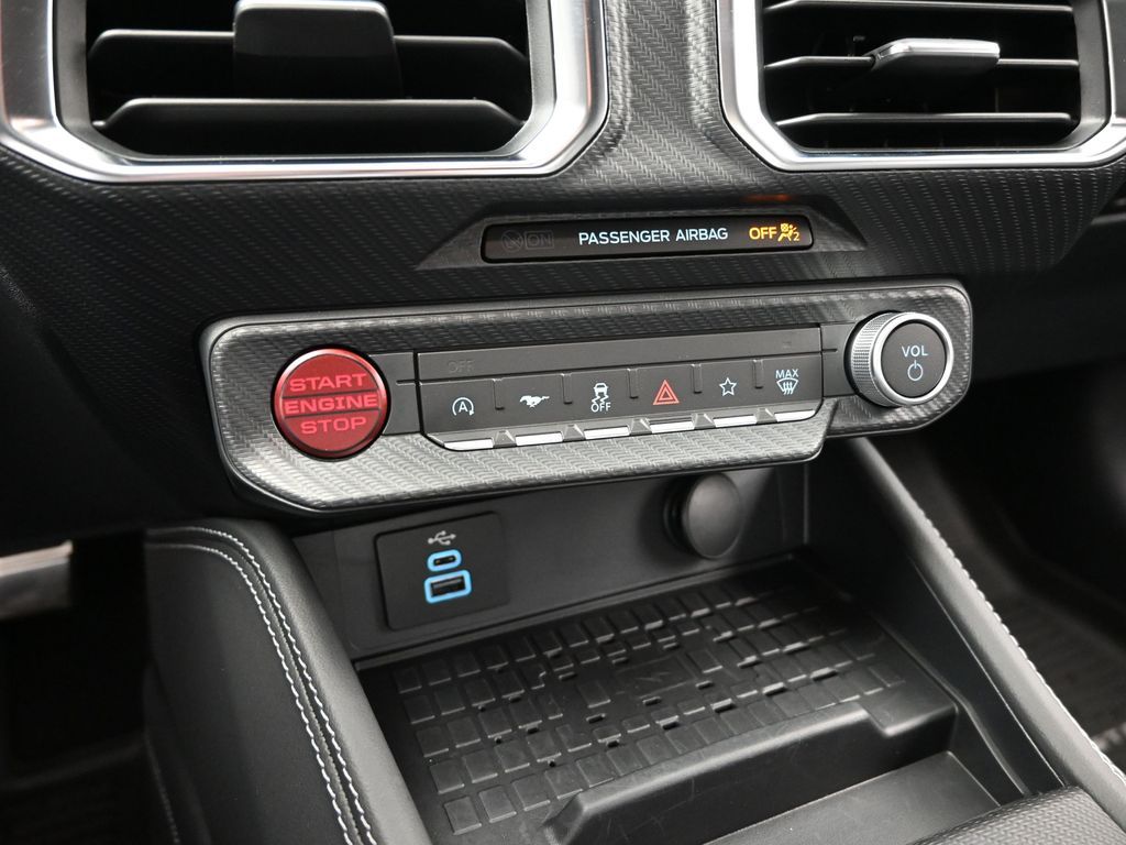 2024 Ford Mustang EcoBoost