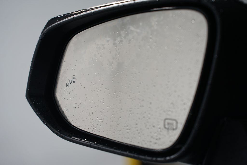 Thumbnail: 2026 Toyota Highlander - 27