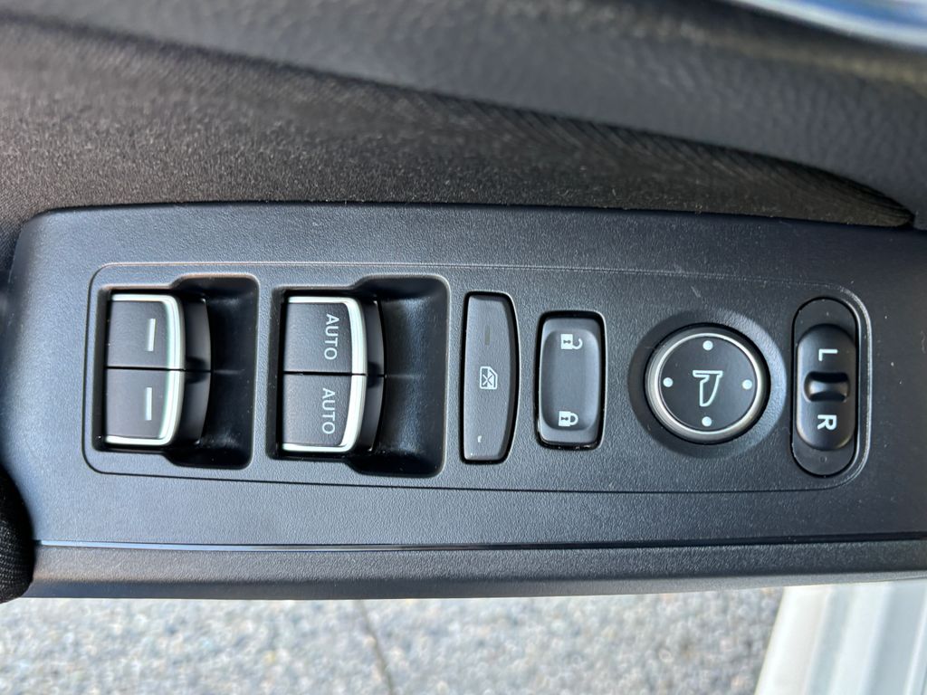 Thumbnail: 2023 Honda Civic - 23