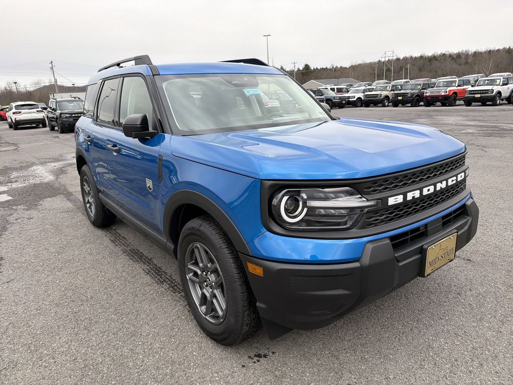 View vehicle photo 3