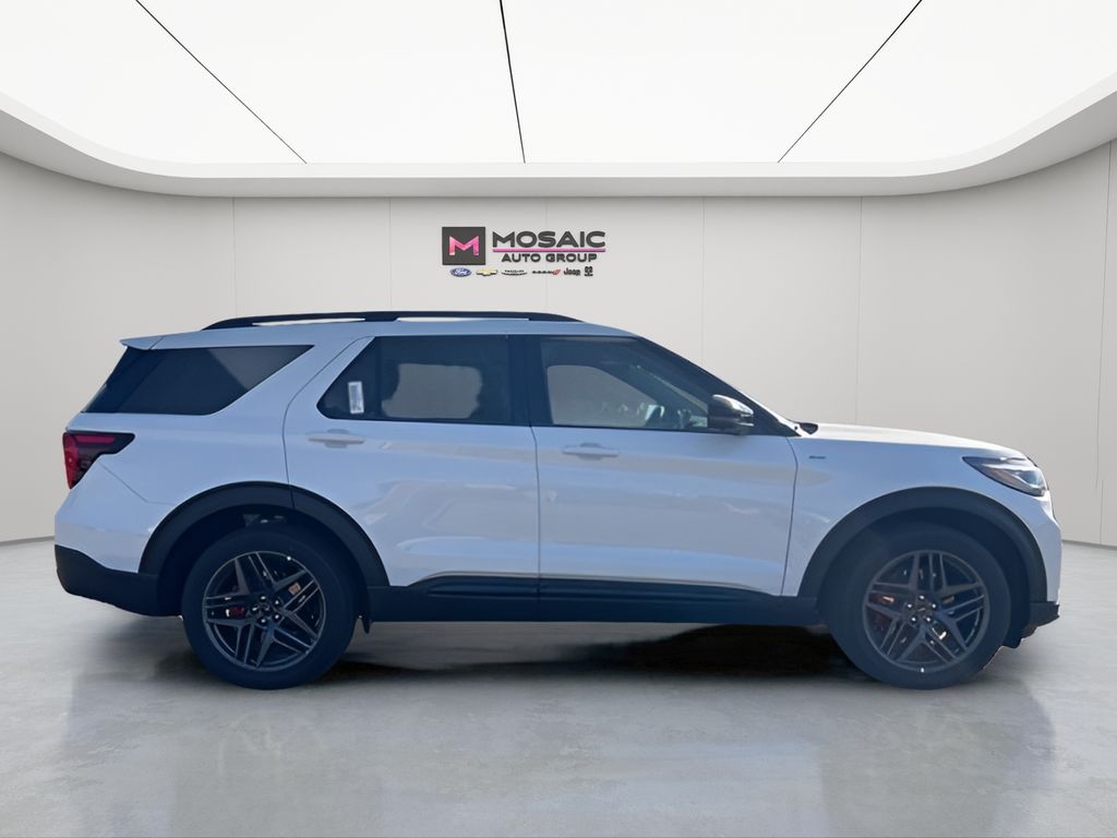 2025 Ford Explorer