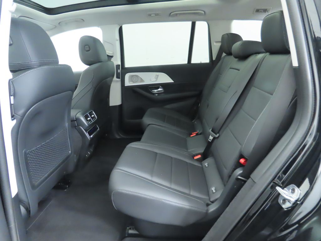 Thumbnail: 2026 Mercedes-Benz GLS - 24