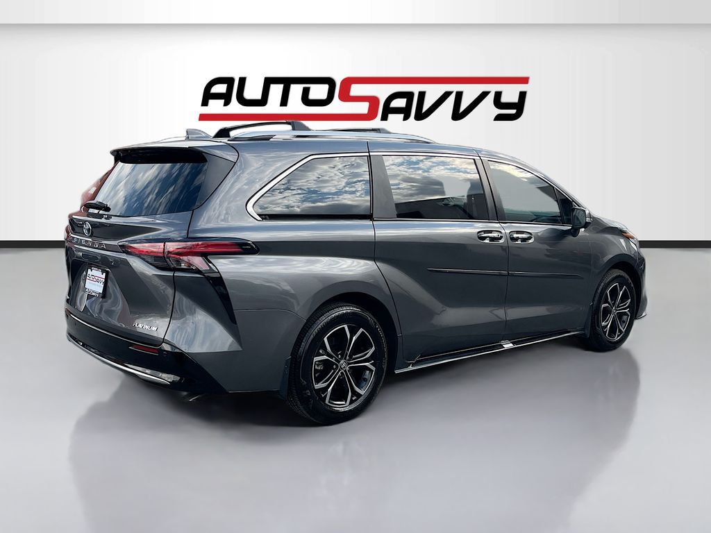 Used 2025 Magnetic Gray Metallic Toyota Platinum image 7