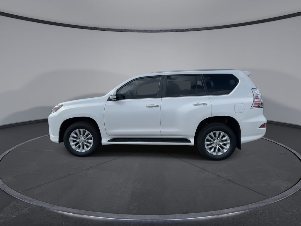 Thumbnail: 2022 Lexus GX - 6