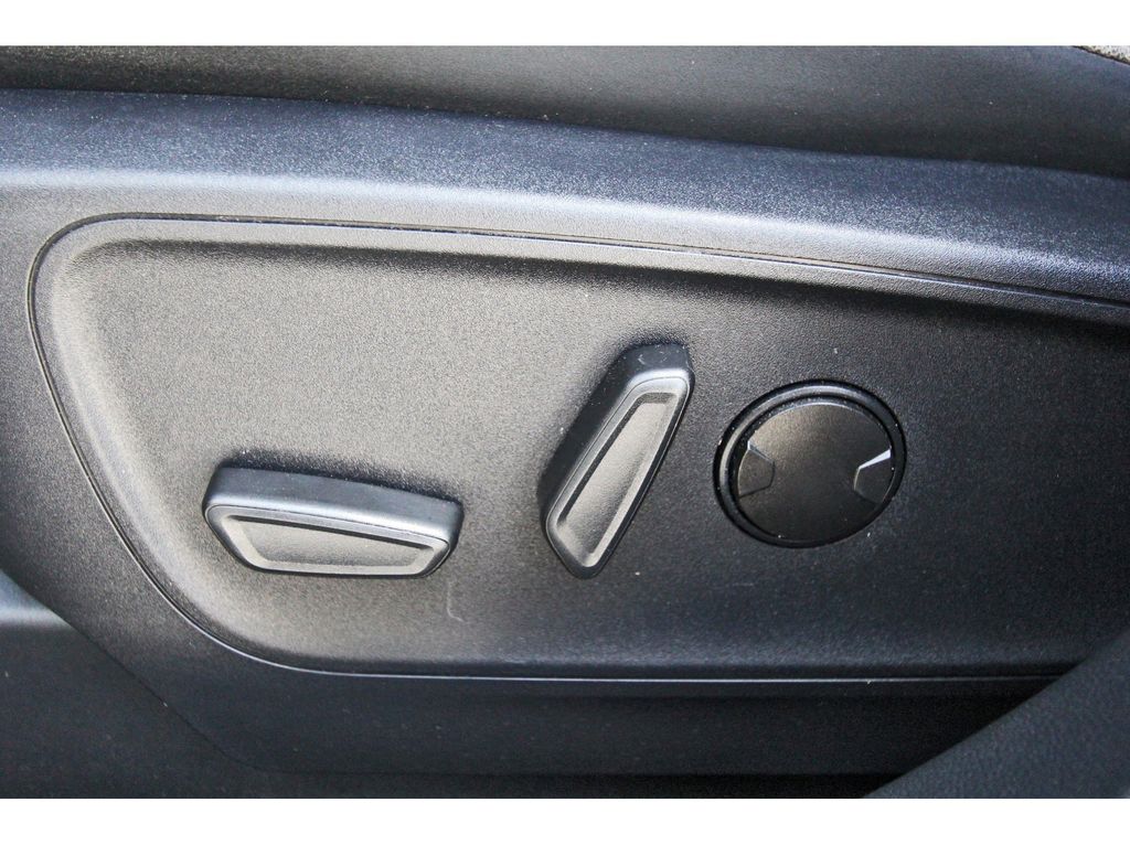 car-gallery-32