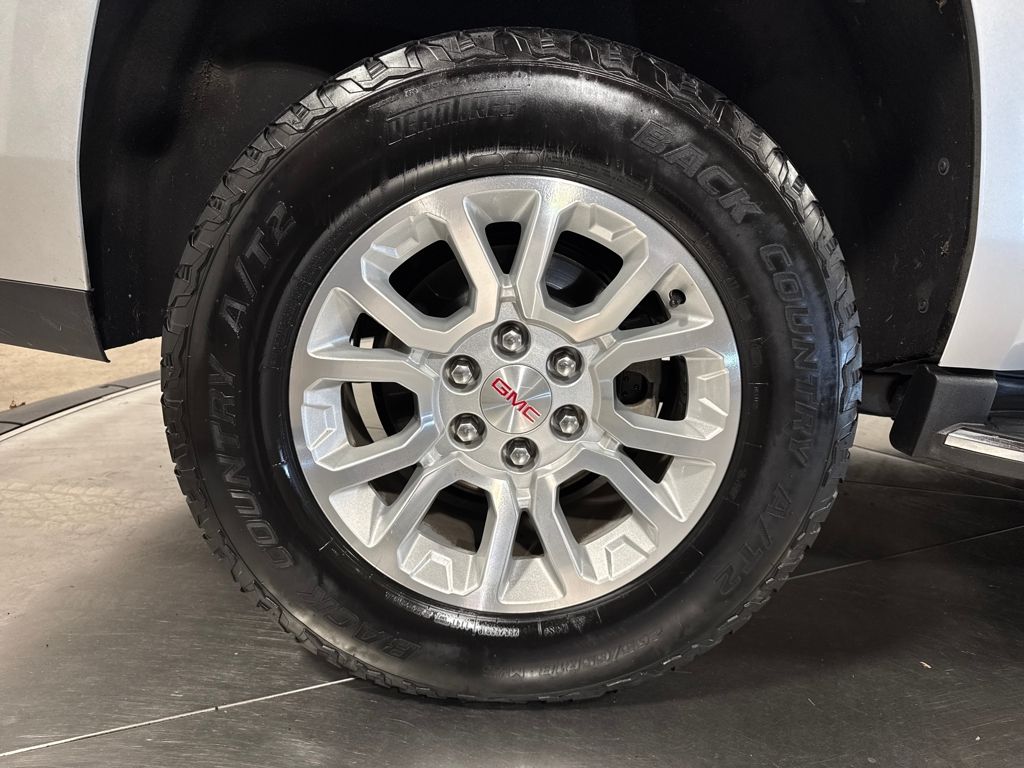 used 2020 GMC Yukon car, priced at $29,983