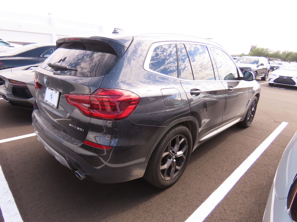 Thumbnail: 2021 BMW X3 - 3