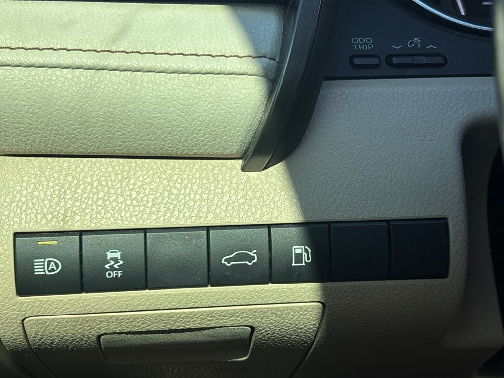 Used 2018 Toyota Camry Sedan