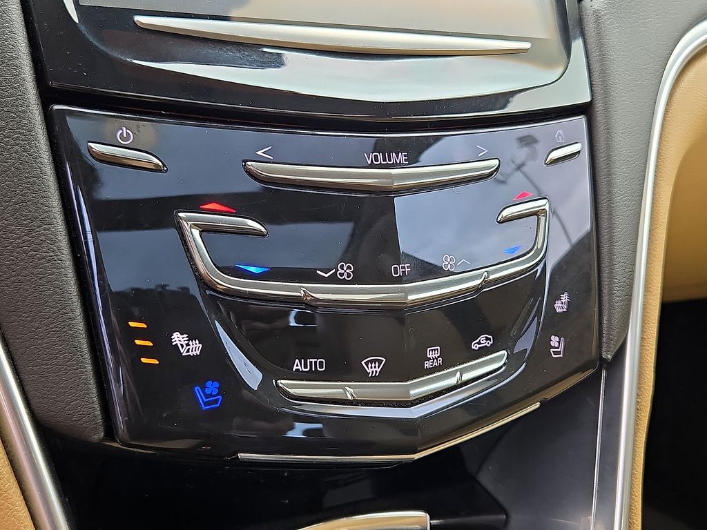 2013 Cadillac XTS