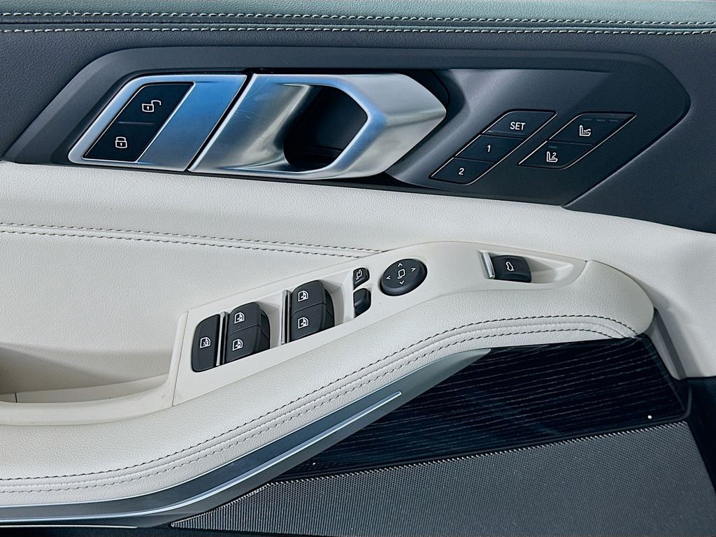 Thumbnail: 2026 BMW X5 - 20