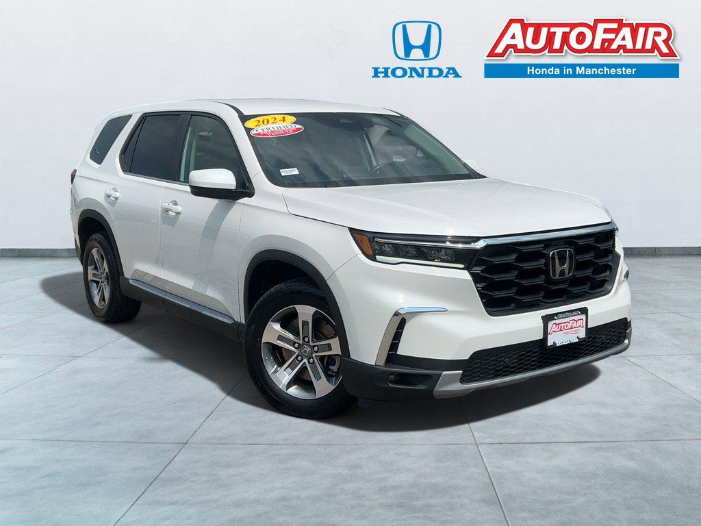 Platinum White Pearl 2024 Honda Pilot SUV / Crossover All-Wheel Drive Automatic