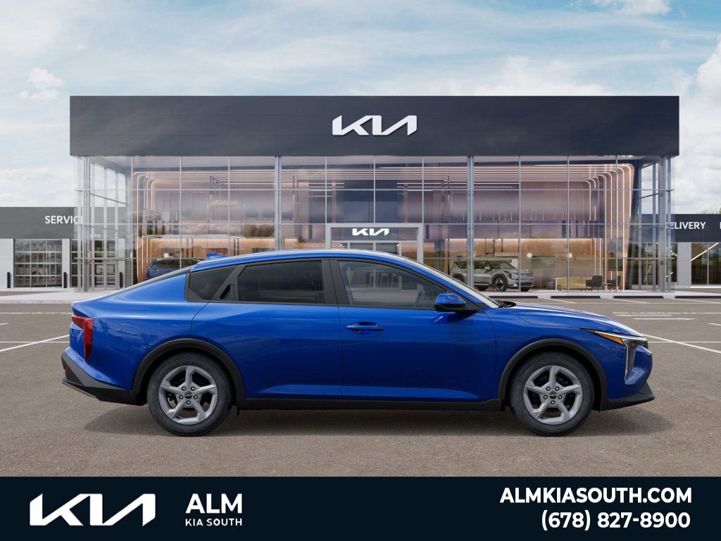 2025 Kia K4 LXS photo 5