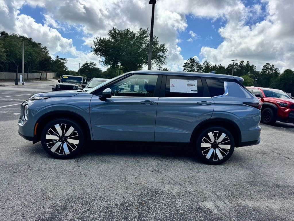 New 2026 Mitsubishi Outlander SUV