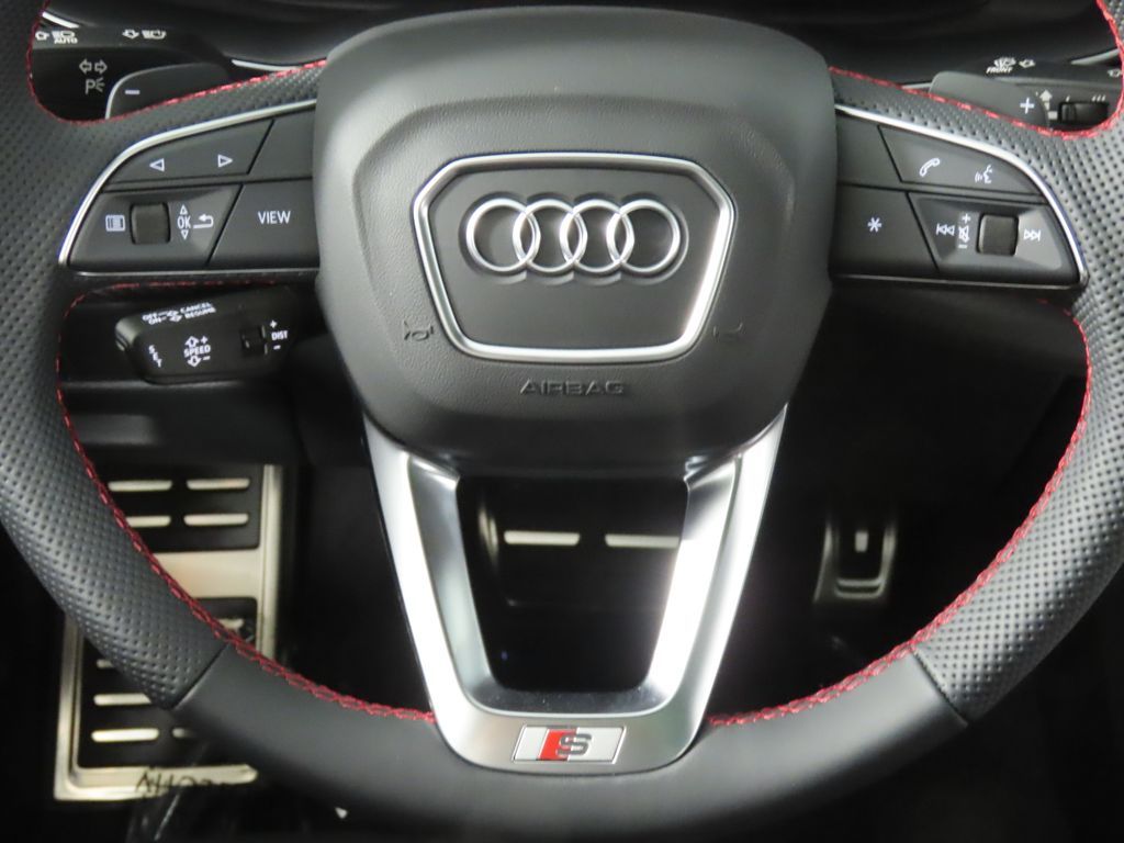 Thumbnail: 2026 Audi Q7 - 15