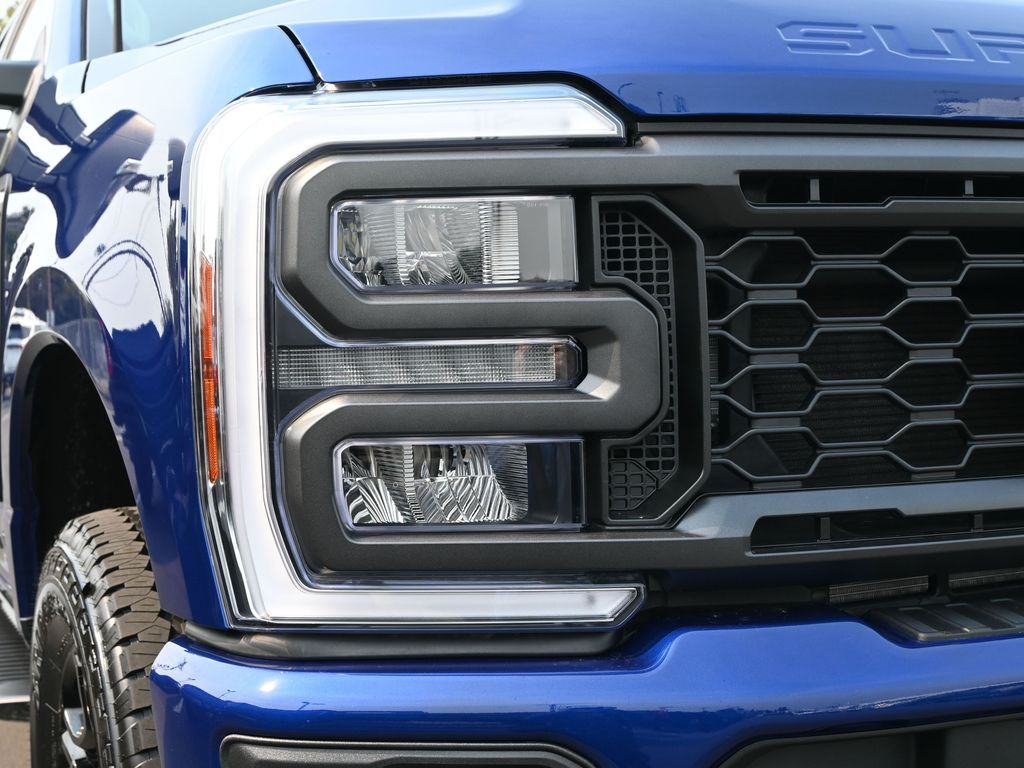 2026 Ford F-350 XL photo 12