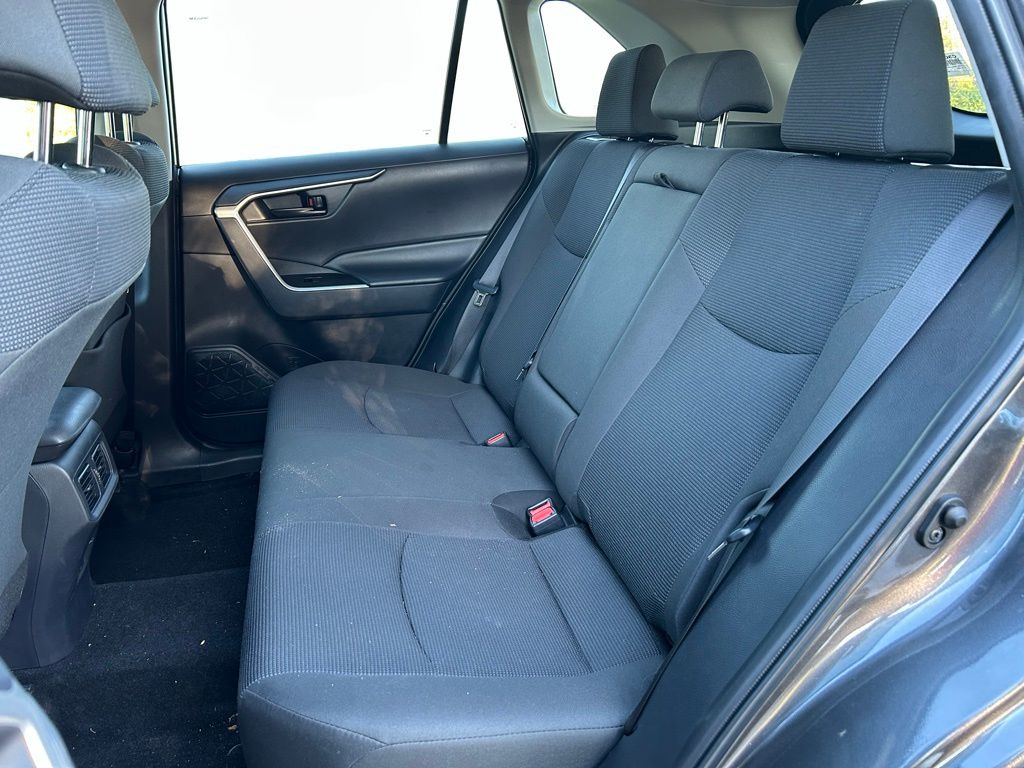 Thumbnail: 2025 Toyota RAV4 - 13