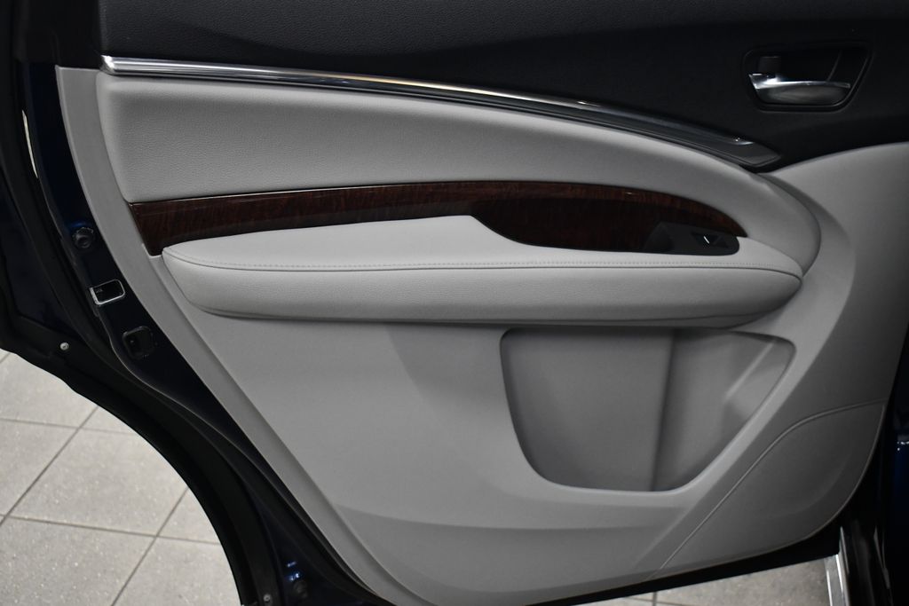 Thumbnail: 2017 Acura MDX - 28