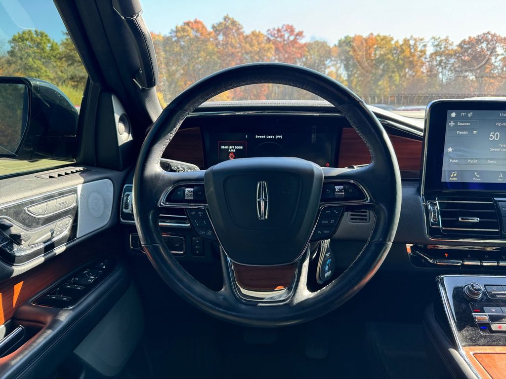 2019 Lincoln Navigator L Reserve 11