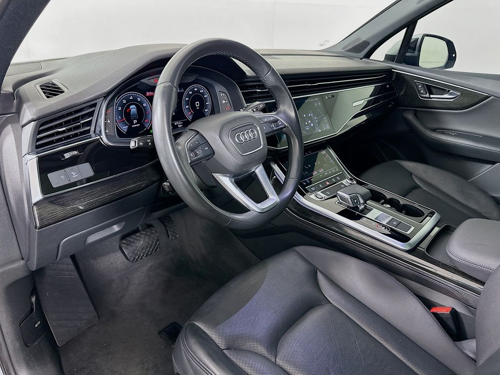 Thumbnail: 2021 Audi Q7 - 9