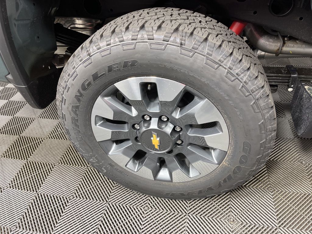 2025 Chevrolet Silverado 2500 LT 14